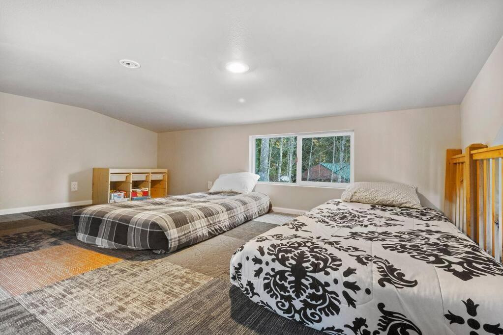 Cozy Tiny Steps Away From Mt. Rainier Ferienhaus Ashford
